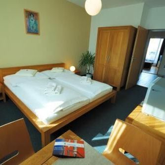 Apartament cu duș cu 1 camera pentru 2 pers.