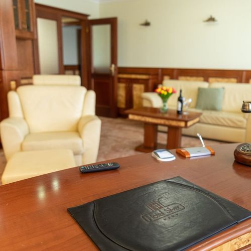 Rezydencja pokój 2-osobowy w głównym budynku z balkonem Presidential z 1 pomieszczeniem sypialnianym (możliwa dostawka)