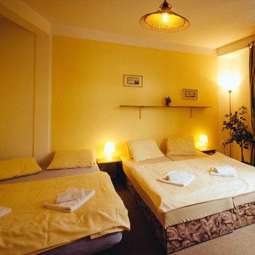 Apartman se sprchou pro 3 os.