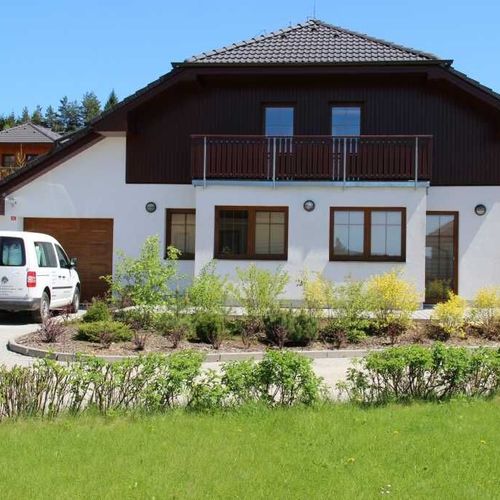 Rodinný Vila (jako celek) pro 8 os. s výhledem na jezero (s možností přistýlky)