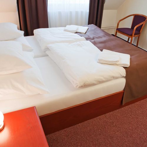 Apartament 4-osobowy z prysznicem z 2 pomieszczeniami sypialnianymi