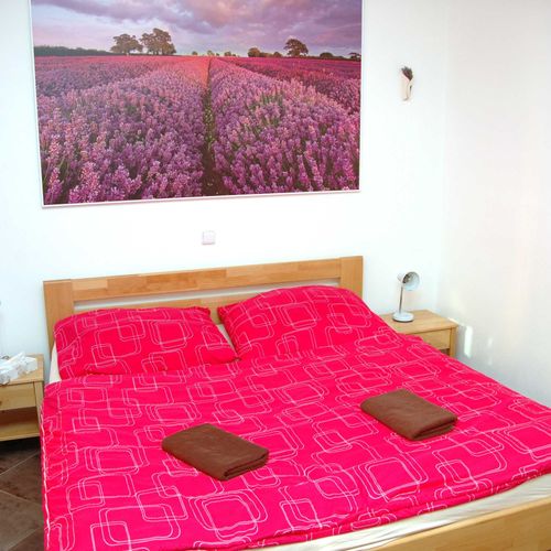 Design Apartman s vlastní kuchyňkou s manželskou postelí s 1 ložnicí