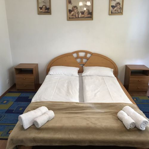 Apartament familial(ă) la etaj cu 2 camere pentru 5 pers.