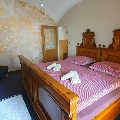 Apartman s vlastní kuchyní s vlastní koupelnou  pro 4 os. se 2 ložnicemi