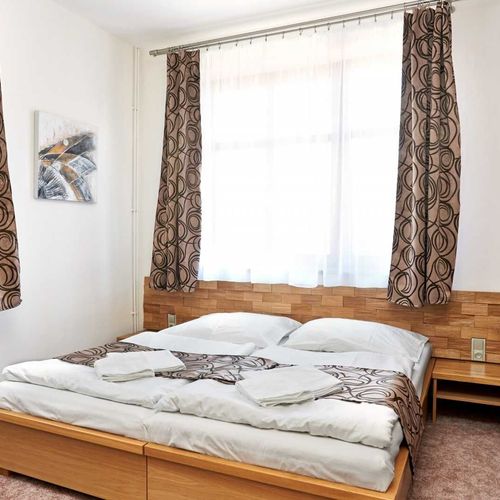 Apartman se sprchou  s manželskou postelí s 1 ložnicí (s možností přistýlky)