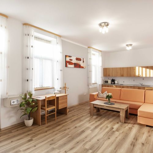 Apartament 2-osobowy z prysznicem z aneksem kuchennym z 1 pomieszczeniem sypialnianym (możliwa dostawka)