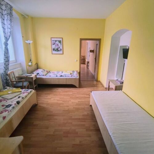 Apartament cu duș cu 2 camere pentru 6 pers.