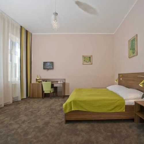 Camera single cu duș