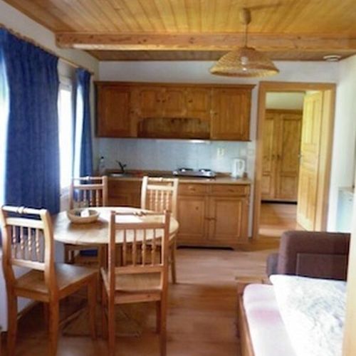 Apartament 4-osobowy z prysznicem z aneksem kuchennym z 1 pomieszczeniem sypialnianym