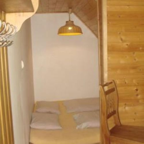 Apartman se sprchou s vlastní kuchyňkou s manželskou postelí s 1 ložnicí