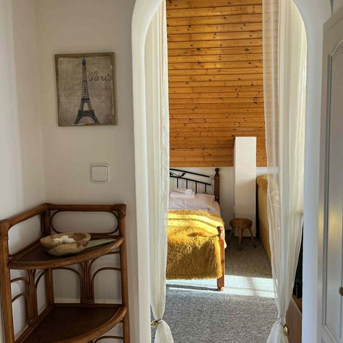 Apartman s balkónem s vanou s manželskou postelí s 1 ložnicí (s možností přistýlky)