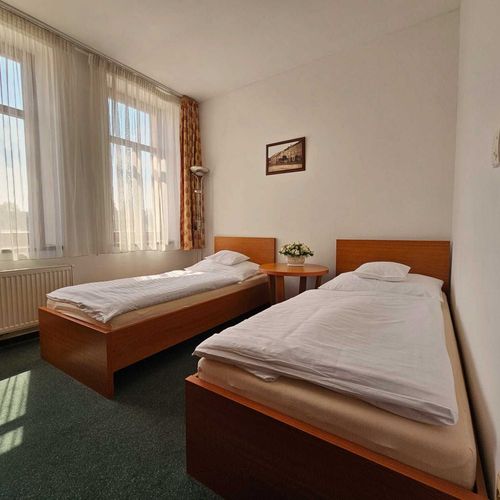 Apartament cu chicinetă proprie cu 2 camere pentru 4 pers.