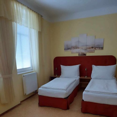 Apartman se sprchou s vlastní kuchyňkou pro 4 os. se 2 ložnicemi