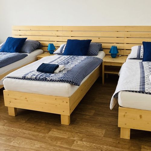 Apartament king cu chicinetă proprie cu 2 camere pentru 6 pers. (se poate solicita pat suplimentar)