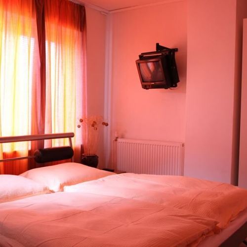Apartament pentru 2 pers. (se poate solicita pat suplimentar)
