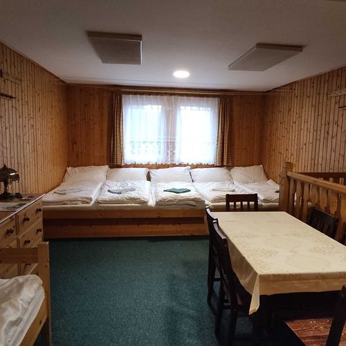 Apartman se sprchou s vlastní kuchyňkou pro 6 os.