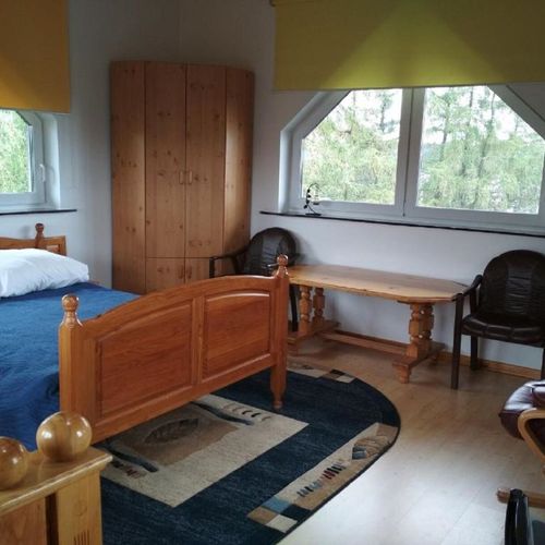 Apartament 4-osobowy z łazienką z 2 pomieszczeniami sypialnianymi