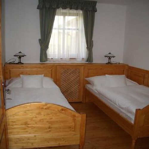 Apartament cu duș cu chicinetă proprie pentru 4 pers.