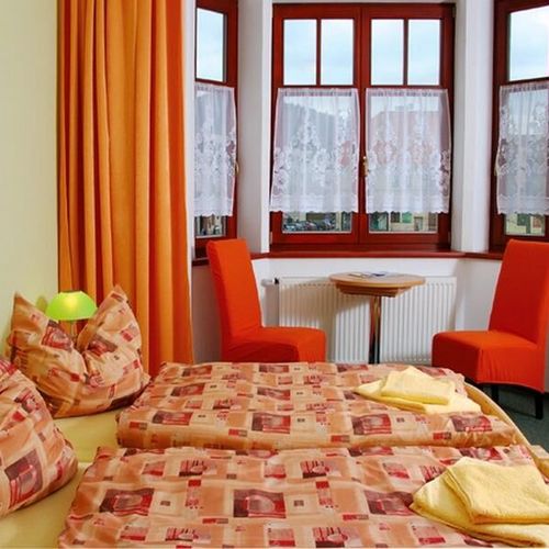 Apartament 4-osobowy z prysznicem z 2 pomieszczeniami sypialnianymi