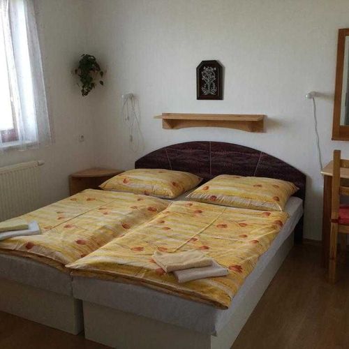 Pokoj se sprchou  pro 2 os.