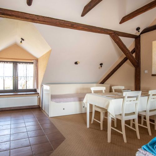 Apartman se sprchou s vlastní kuchyňkou pro 4 os. s 1 ložnicí (s možností přistýlky)