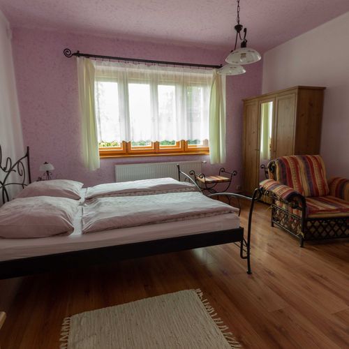 Apartman se sprchou s vlastní kuchyňkou pro 4 os.