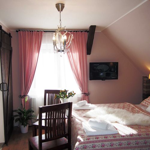 Apartament standard cu duș pentru 2 pers.