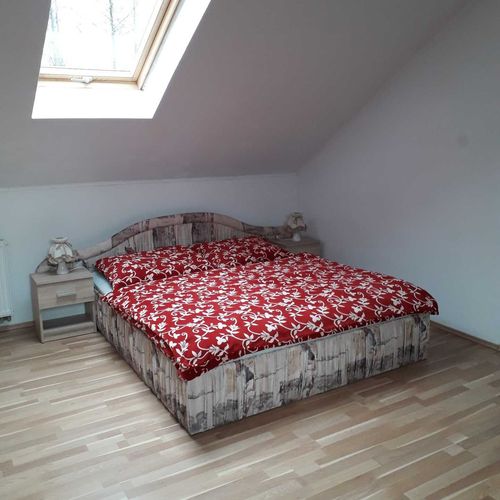 Apartament cu duș cu 2 camere pentru 7 pers.