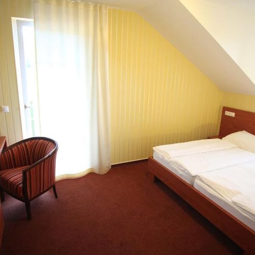 Apartament 2-osobowy Deluxe z prysznicem (możliwa dostawka)