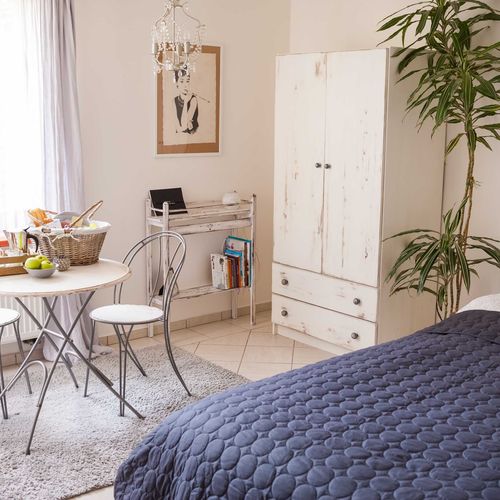 Romantik Apartman s manželskou postelí s 1 ložnicí s výhledem na řeku (s možností přistýlky)