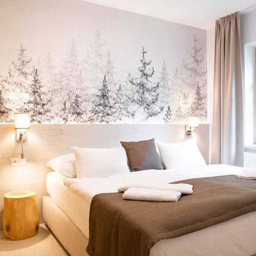 Apartament cu duș cu chicinetă proprie cu 2 camere pentru 5 pers.