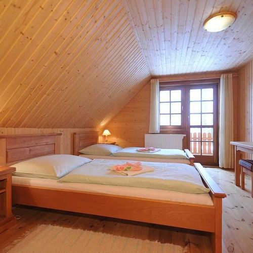 Apartman se sprchou se společnou kuchyňkou pro 8 os. (s možností přistýlky)