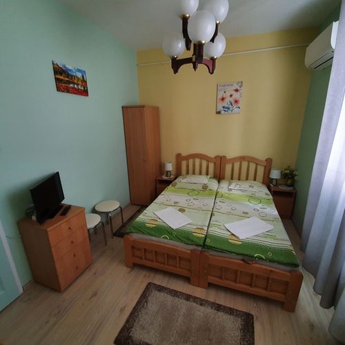 Standard Pokoj pro 2 os. s výhledem do dvora