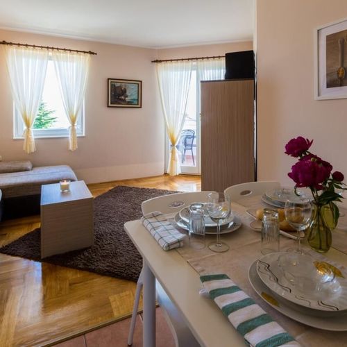 Apartament cu 2 camere pentru 4 pers.