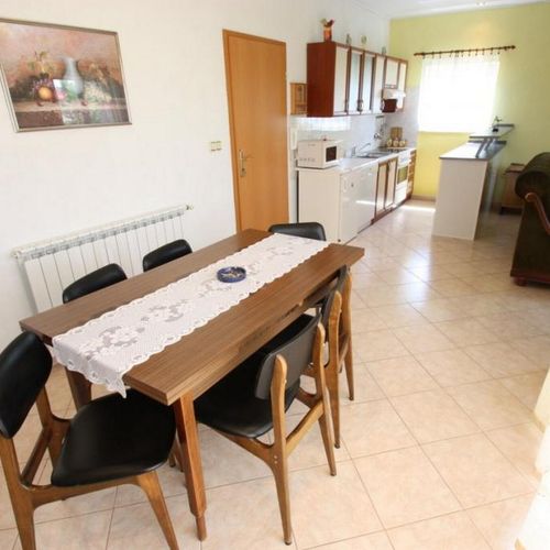 Classic Apartman s balkónem pro 7 os. se 3 ložnicemi