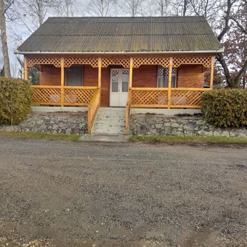 Pokój 3-osobowy na parterze z widokiem na ogród