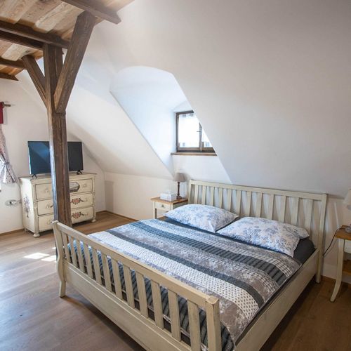 Apartament deluxe cu chicinetă comună pentru 2 pers.