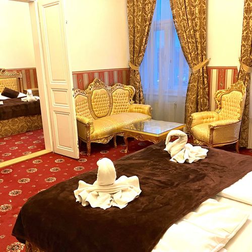Apartament deluxe grand cu 2 camere pentru 4 pers.