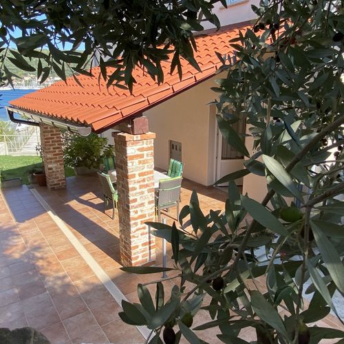 Apartament cu vedere spre mare b cu 2 camere pentru 4 pers.