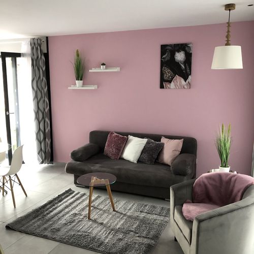 Apartament lux la etaj cu 2 camere pentru 4 pers. (se poate solicita pat suplimentar)