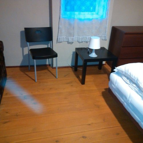 Casă de vacanță întreaga unitate cu vedere spre grădină pentru 6 pers. (se inchirieaza doar integral)