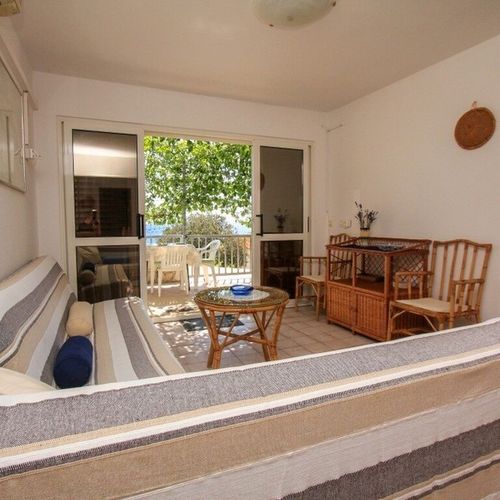 Apartament 6-osobowy z klimatyzacją z widokiem na morze z 3 pomieszczeniami sypialnianymi