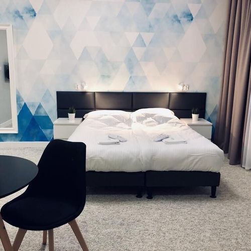 Apartament deluxe la parter cu 1 camera pentru 4 pers.