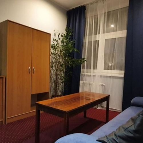 Deluxe Pokoj se sprchou s manželskou postelí