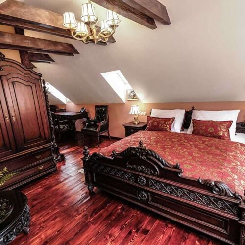 Camera dubla deluxe cu aer condiționat
