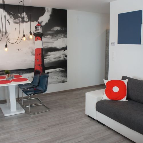 Apartament la parter lângă piscină cu 2 camere pentru 4 pers.