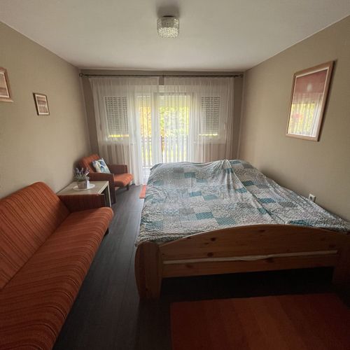 Apartament familial(ă) cu grădină cu 2 camere pentru 5 pers.