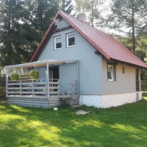 Casă de vară familial(ă) întreaga unitate pentru 8 pers. (se inchirieaza doar integral)