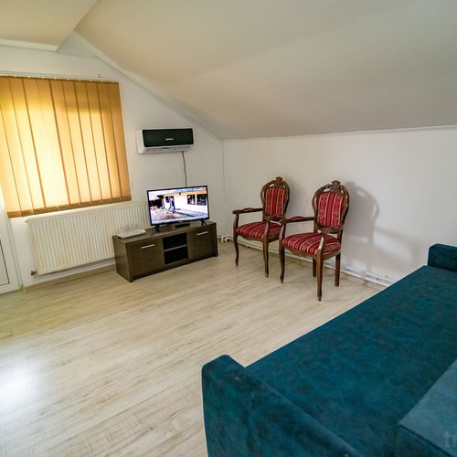 Apartament la etaj cu balcon cu 1 camera pentru 2 pers.