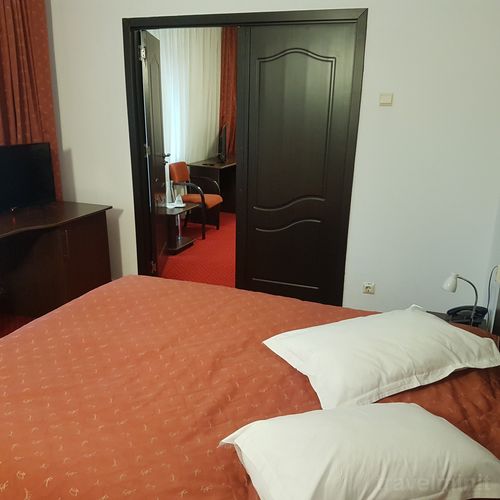Apartament 4-osobowy Standard z łazienką z 2 pomieszczeniami sypialnianymi